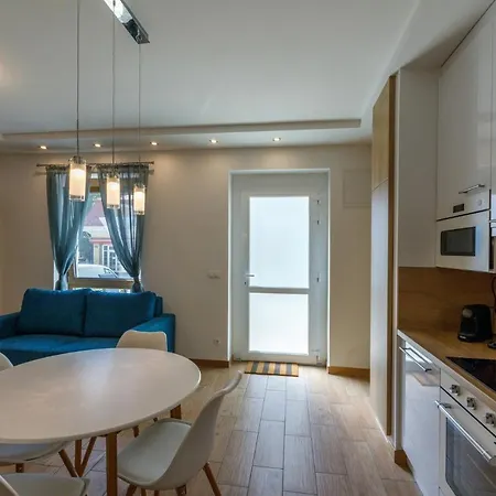 La Bella Centrum Apartmanok Kek Zoeld Heviz Exterior photo