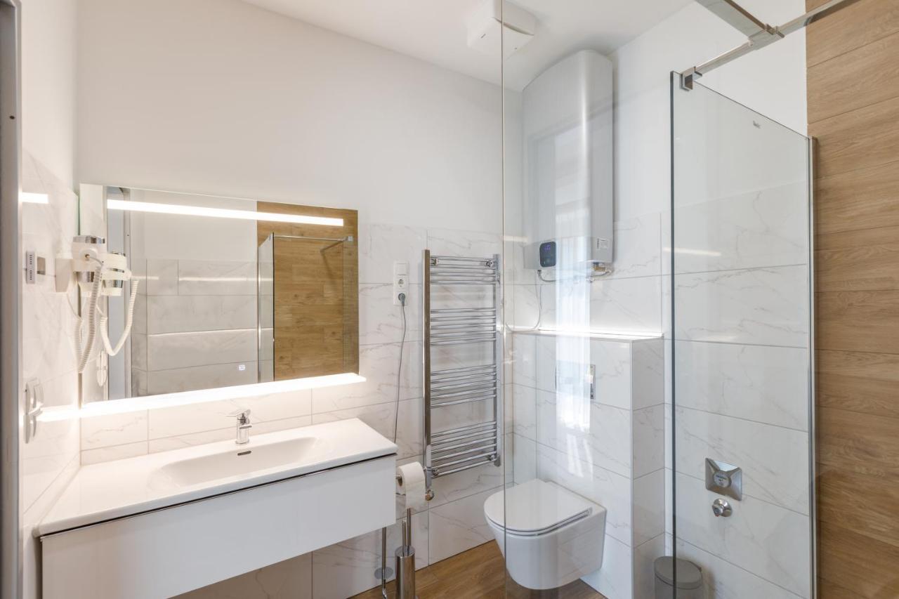 La Bella Centrum Kek Zoeld Apartmán