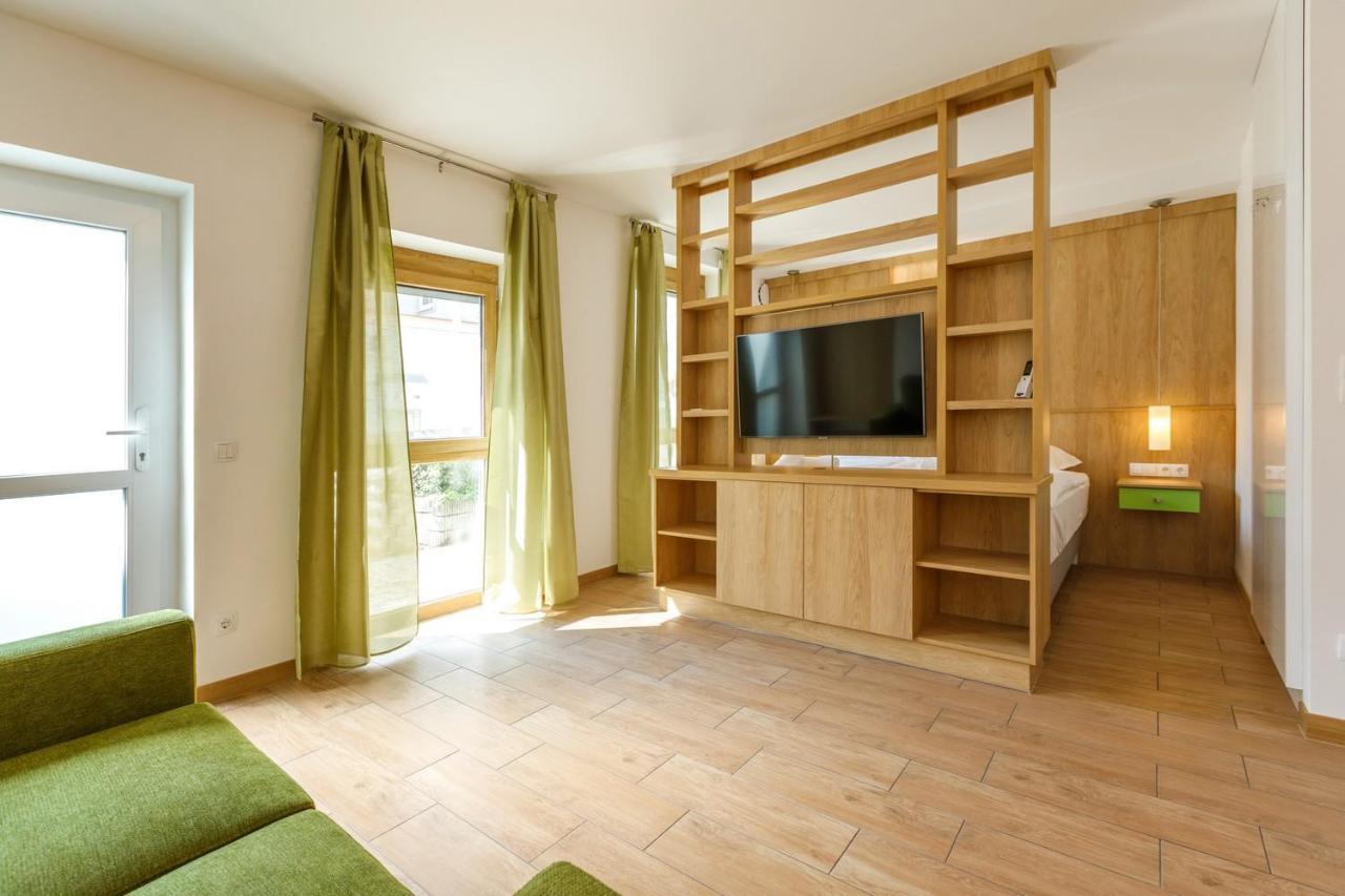 La Bella Centrum Kek Zoeld Apartament Héviz